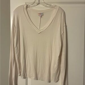 LuLaRoe Long Sleeve V-Neck Top in Cream